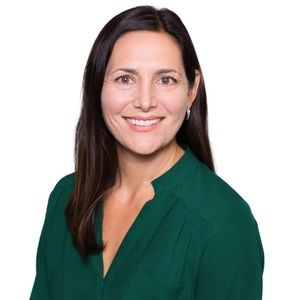 Meet your Posher, Leara